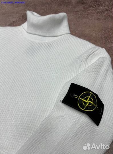 Белый джемпер Stone Island — идеальный вариант