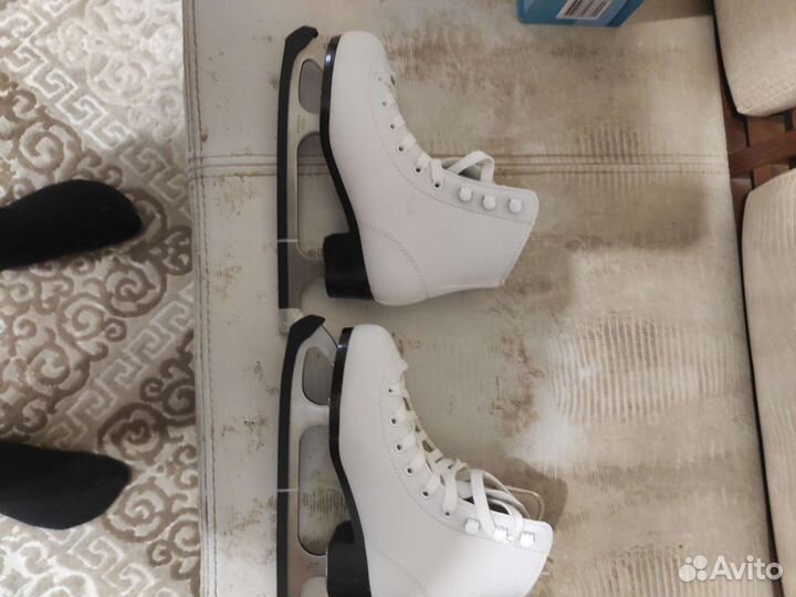 Коньки детские