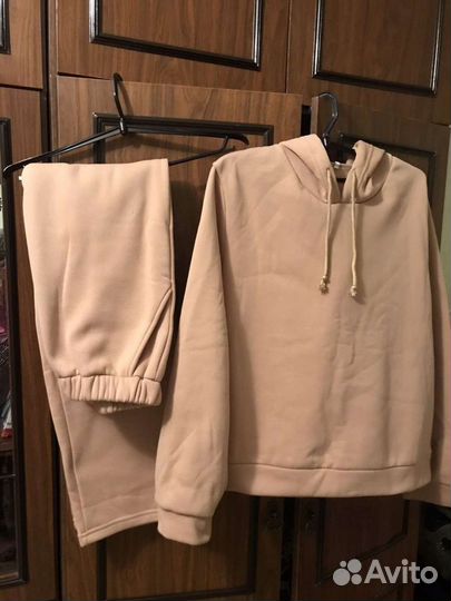 Костюм спортивный