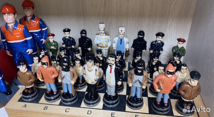 Шахматные фигуры ручной работы