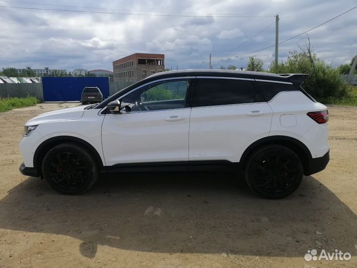 Geely Coolray 1.5 AMT, 2022, 15 506 км