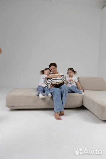 Диван прямои 4400х1700 мм