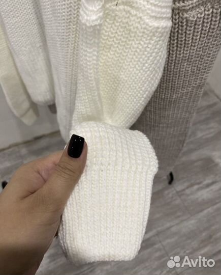 Свитер женский