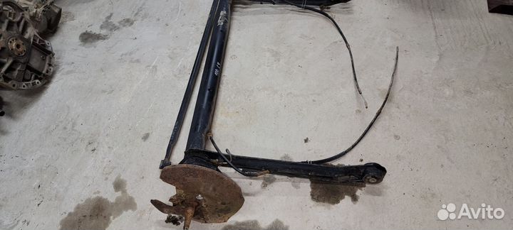 Задняя балка ауди 100 с4