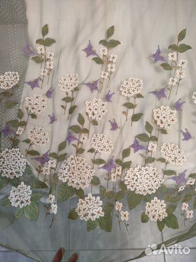 Сетка с апликацией