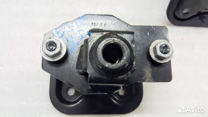 Кронштейн усилителя заднего бампера BMW 5 E60 К.Т