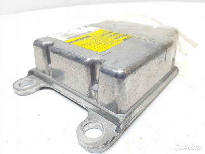 Блок управления подушками безопасности Toyota