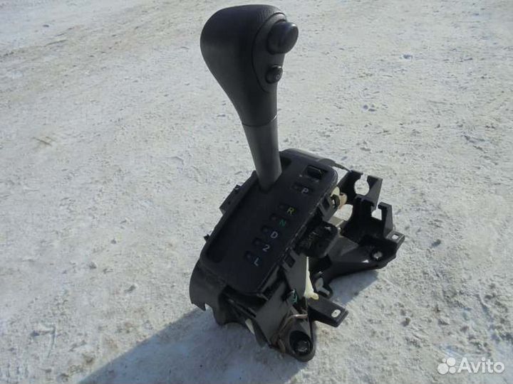 Селектор АКПП Toyota Corolla Fielder NZE121 1NZ-FE