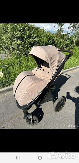 Прогулочная коляска