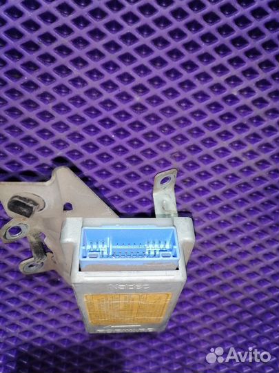 Блок управления AIR BAG Mazda 626