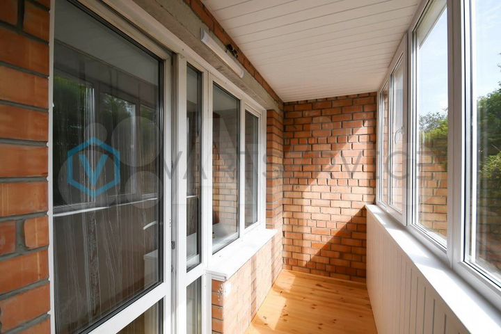 Квартира-студия, 28,7 м², 2/9 эт.