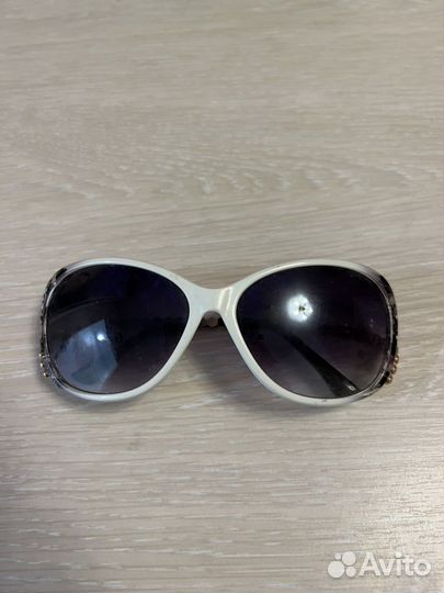 Солнцезащитные очки