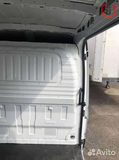 SAIC Maxus V90 цельнометаллический, 2023