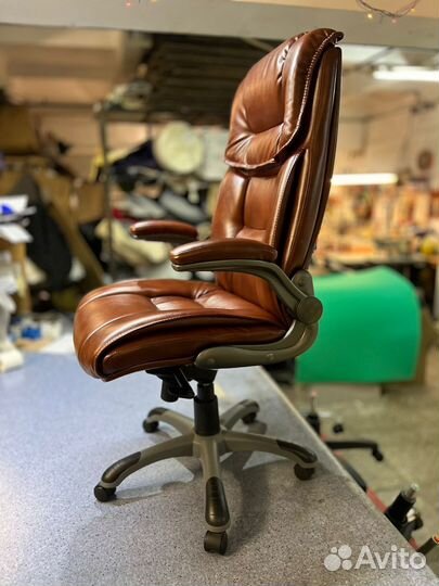 Компьютерное кресло