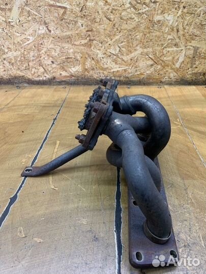 Коллектор выпускной Volkswagen Golf 4 AGN 2000