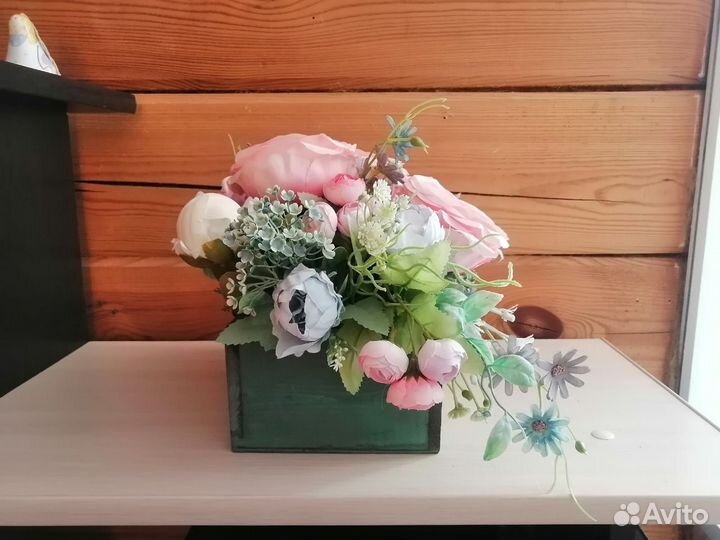 Искусственные цветы для декора в горшках