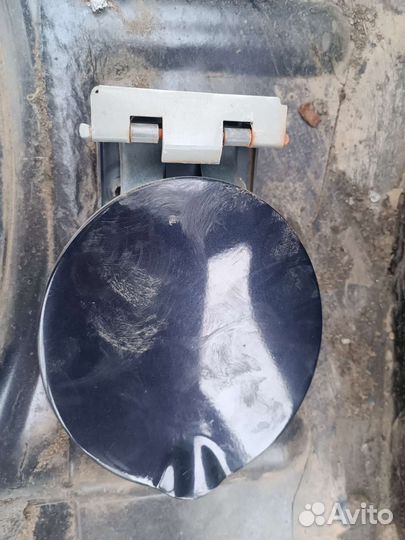 Лючок бензобака Лада Калина 1