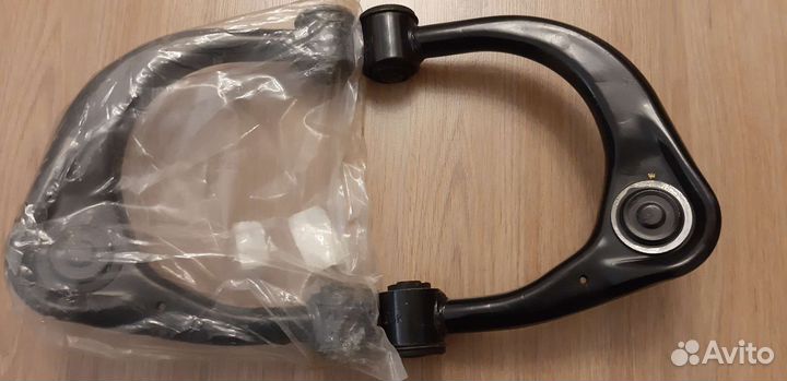 Рычаги подвески передние верхние Тойота Прадо