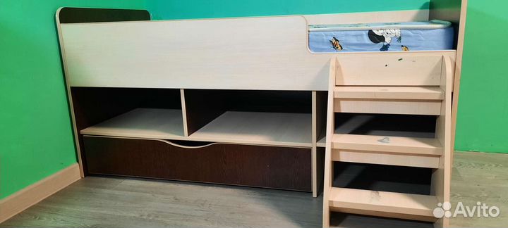 Детская кровать от 3 лет с матрасом бу