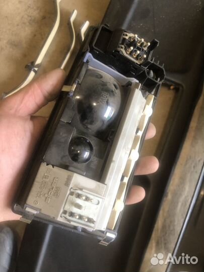 Элементы салона mercedes 190 w201