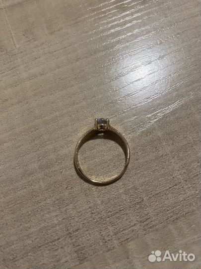 Золотое кольцо женское 16.5 размер