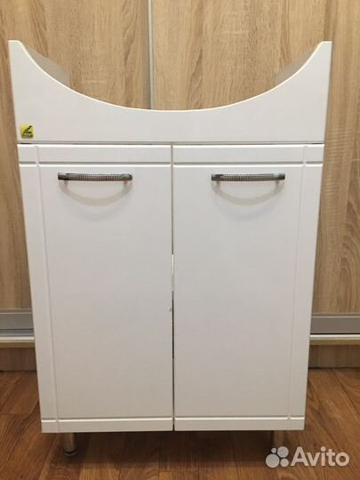 Полка – тумба для ванной