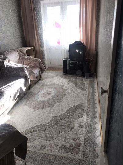 2-к. квартира, 50 м², 1/4 эт.