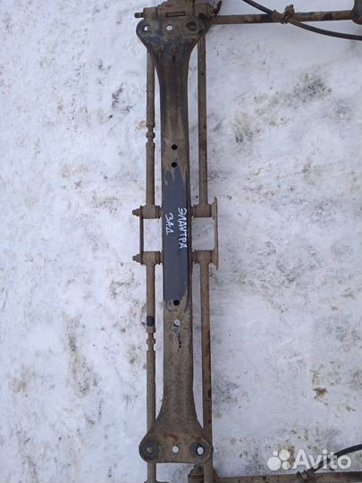 Задняя балка на hyundai elantra xd 1.6