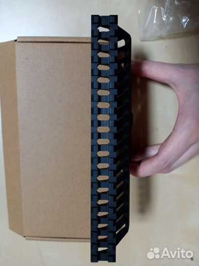 Кронштейн боковой