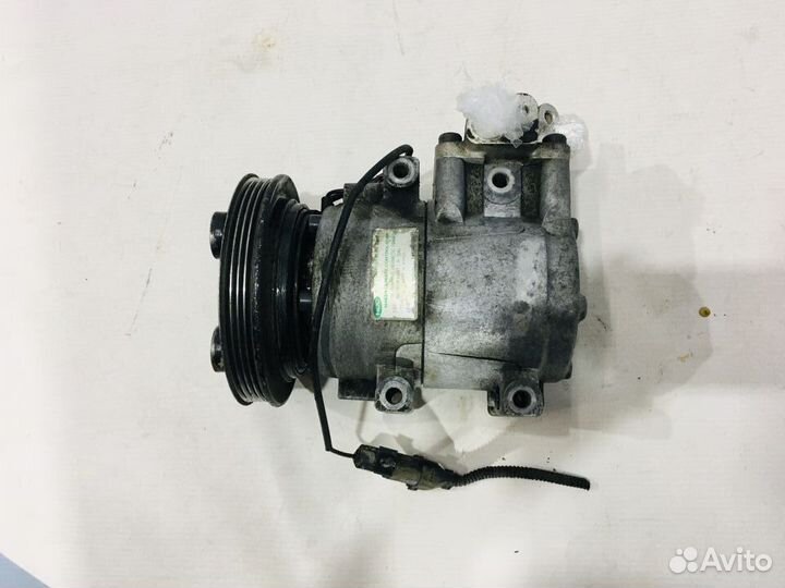 Компрессор кондиционера Kia Spectra