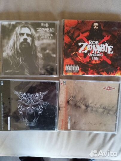 Компакт диски, индастриал-рок и альтернатива