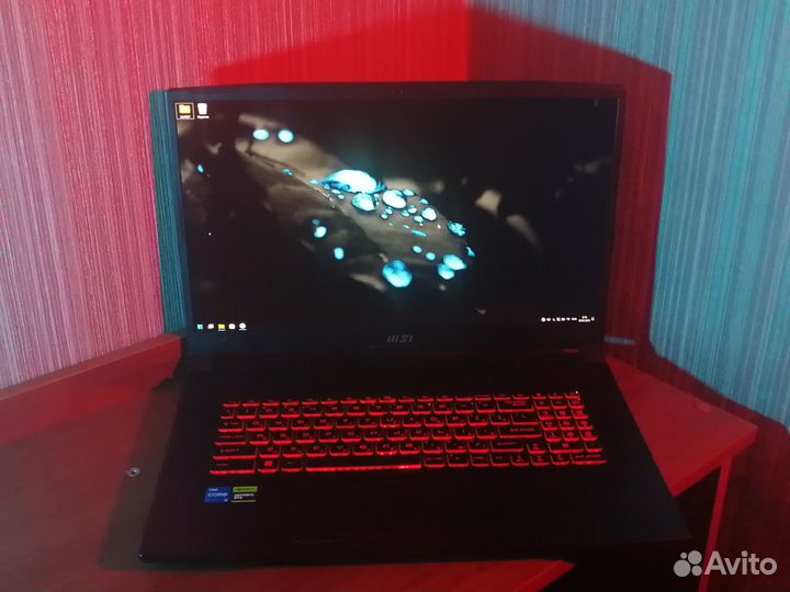 MSI GF76 Katana 11UCX-892XRU