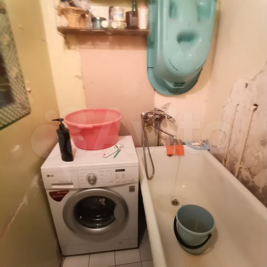 Комната 17 м² в 4-к., 1/5 эт.