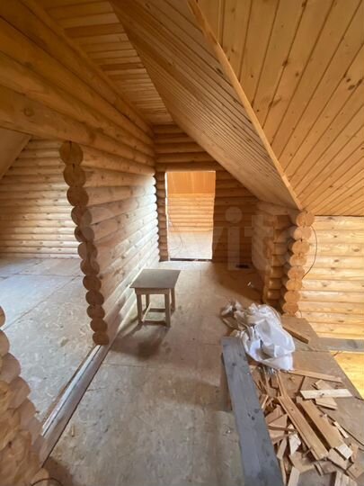 Дом 183 м² на участке 7 сот.