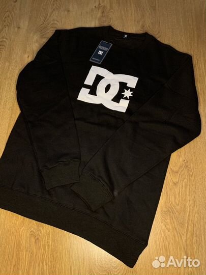 Dc shoes свитшот