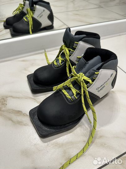 Лыжные ботинки