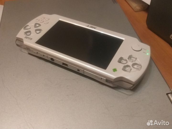 Портативная игровая приставка Exeo Net MP-1020