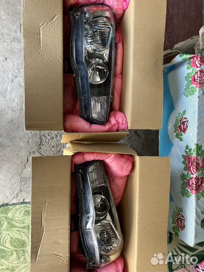 Фары на mitsubishi lancer 10