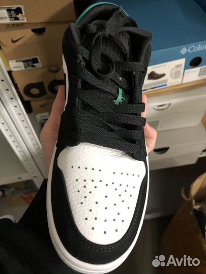 Кроссовки Nike air Jordan low 41 новые