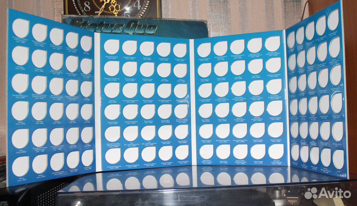 Весь биметалл в альбомах на 112 и 133 монеты