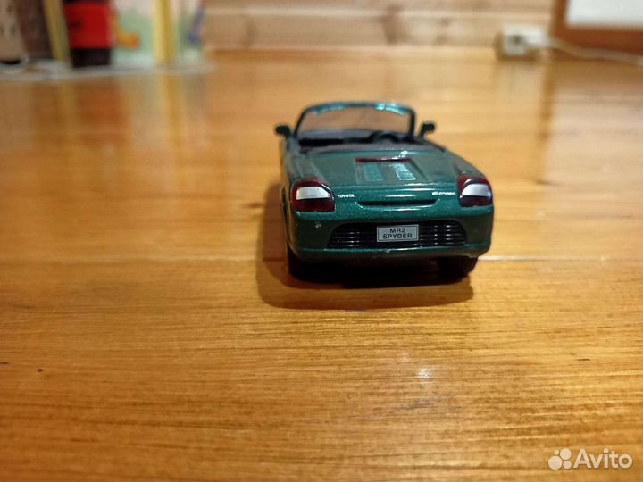 Модель toyota mr2 Spyder