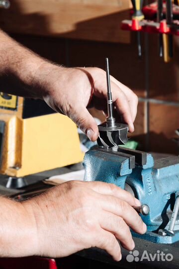 Турбокомпрессор Volvo XC70 / XC90 2.5 T