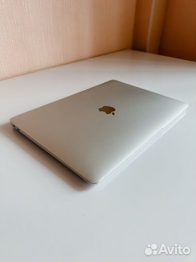 Apple MacBook Air M1 8 256