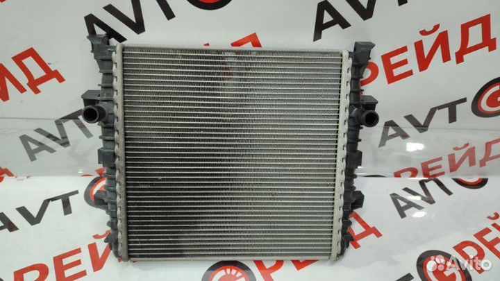 Радиатор Audi Q7 4L cjtc 02.05.2012