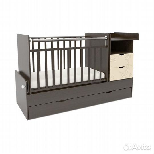Детская кроватка с маятником и ящиком