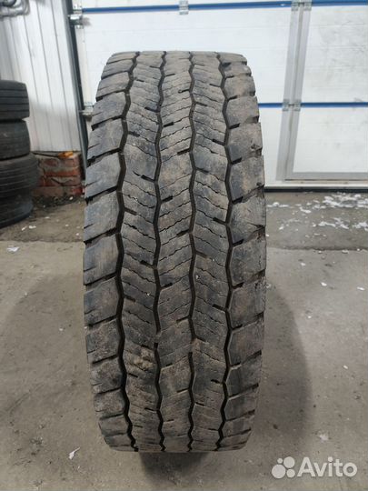 Шина б/у 245/70 R19.5 Hankook DH35