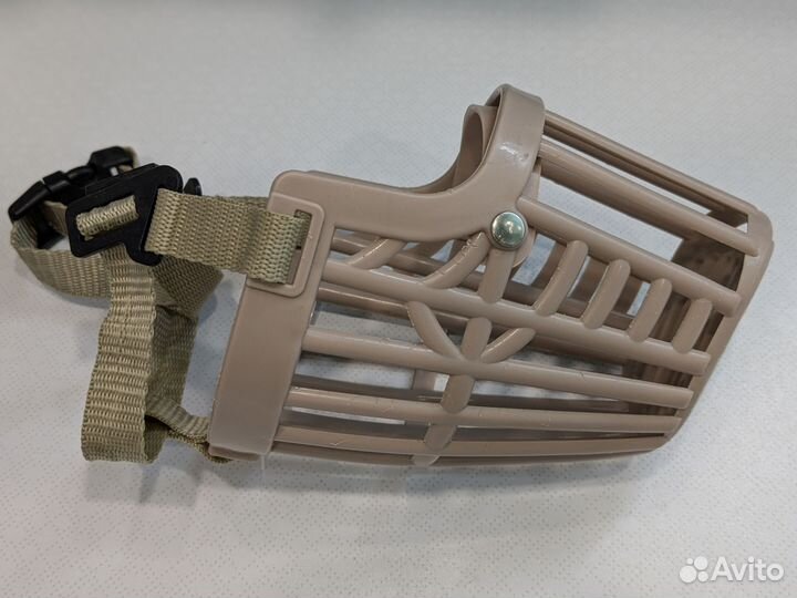 Пластиковый намордник