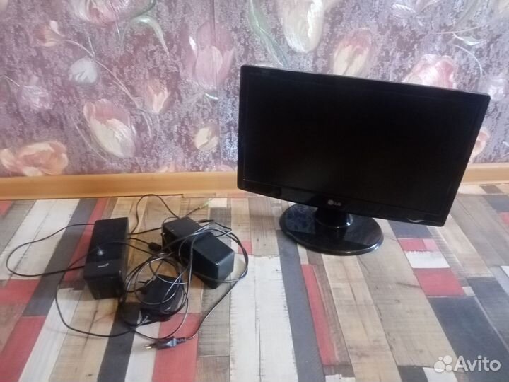Монитор 20 дюймов