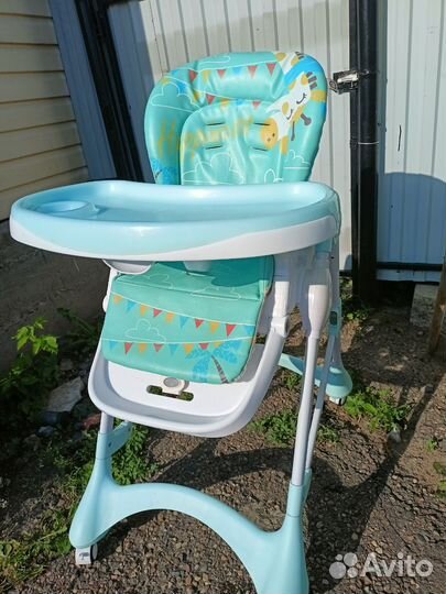 Детский стульчик для кормления