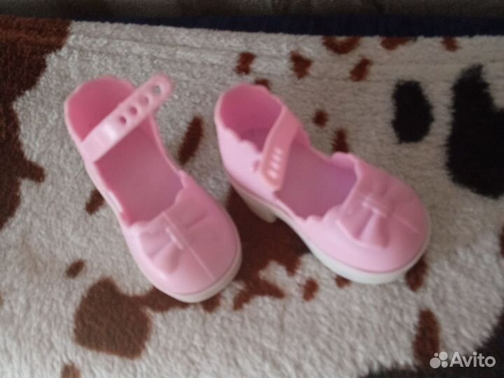 Кукла большая